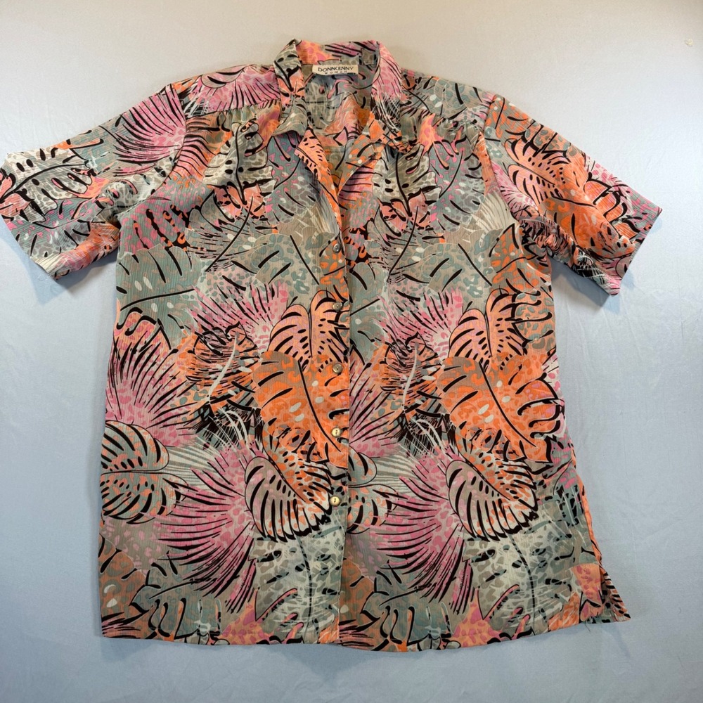 Donnkenny Woman 2X Tropical Leaf Leopard Print Button Down Shirt Short Sleeve